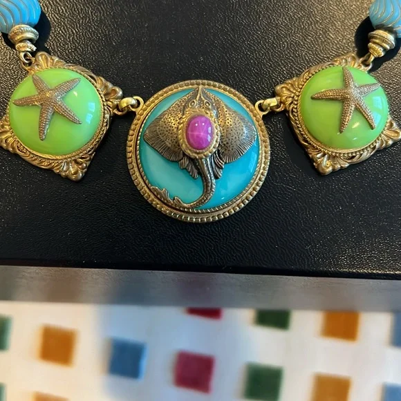 Amazing necklace and bracelet